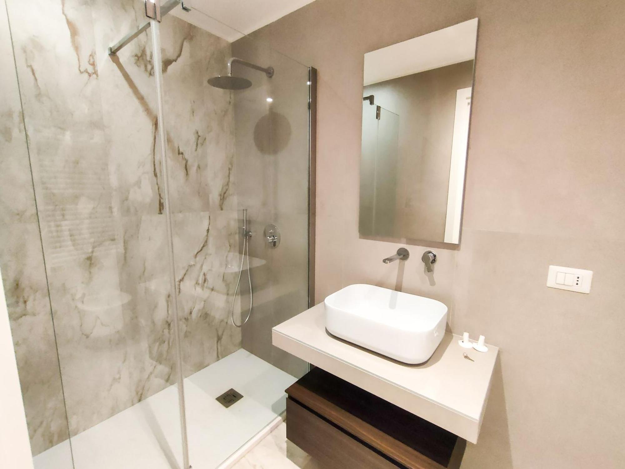 Andrea'S 12 Apartment Bari Bagian luar foto